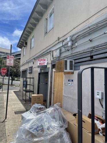 1402 Lusitana St, Honolulu HI 96813-1625 exterior