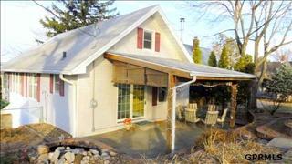 4973 Maple St, Omaha NE  68104-3552 exterior