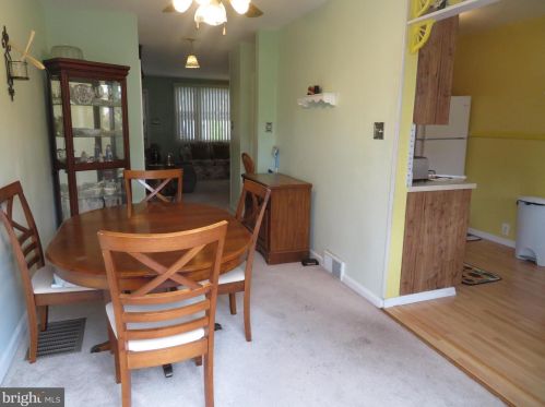 350 Krams Ave, Philadelphia PA 19128-4733 exterior