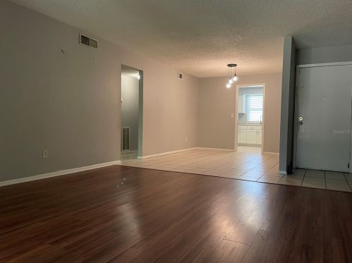 7524 Dolonita Dr, Tampa FL 33615-2452 exterior