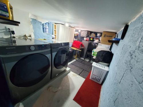 556 St, Union City NJ 07087-2510 exterior