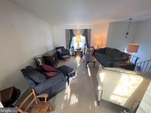 2873 Southwick Dr, Lancaster PA 17601-3552 exterior