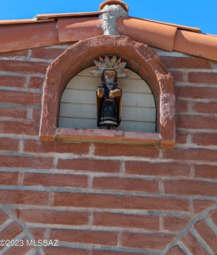 515 Camino Del Poso, Green Valley AZ 85614-2307 exterior