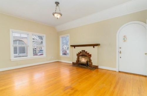 819 Clermont St, Dallas TX  75223-1213 exterior