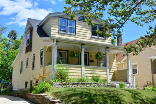 3816 Farwell Ave, Milwaukee, WI 53211-2409