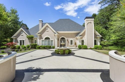 4979 Long Island Dr, Atlanta, GA 30327-4903