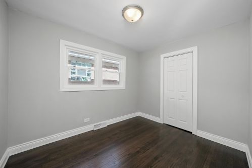 1019 Springfield Ave, Chicago IL  60624-4026 exterior