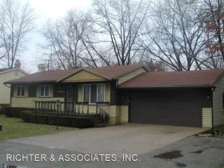 1330 Thurston St, Walled Lake MI  48390-1953 exterior