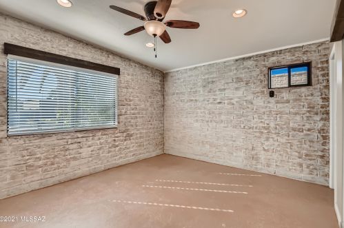 8731 7 St, Tucson AZ 85719-5507 exterior