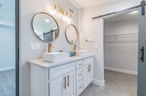 3609 Bay Ave, Tampa FL  33611-4220 exterior