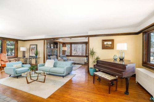 301 Oxford St, Duluth MN 55803-2327 exterior