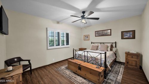 16012 10th St, Phoenix AZ  85022-3100 exterior