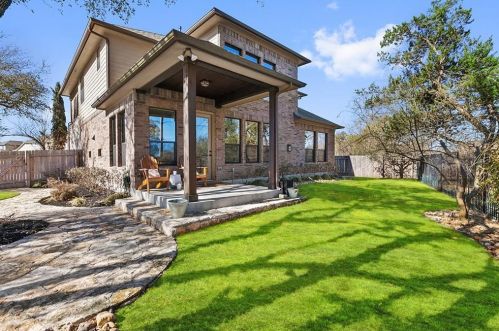 5120 Allamanda Dr, Austin TX 78739-2120 exterior