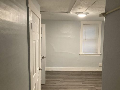 84 Chester St, Woonsocket RI  02895-1312 exterior