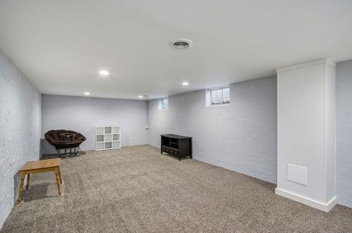 1914 Dorchester Ave, Kalamazoo MI  49001-5217 exterior