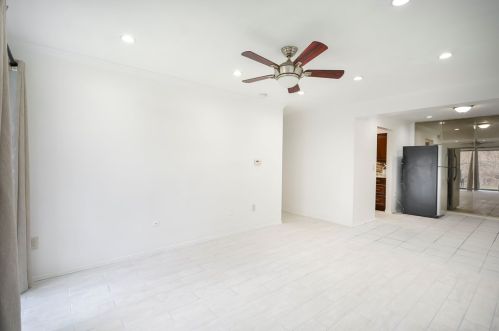 4067 Sanlin Dr, Moon Twp PA  15108-2877 exterior