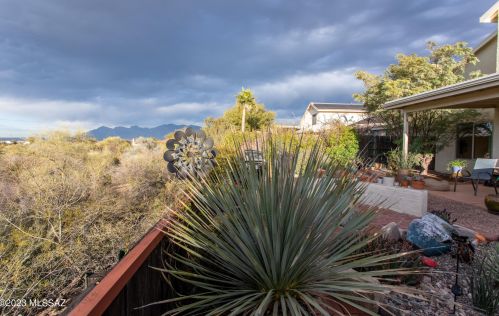 1371 Culpepper Ave, Tucson AZ  85745-3300 exterior