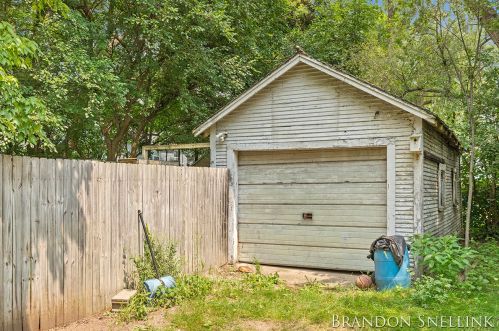 3218 Highgate Ave, Wyoming MI 49509-3023 exterior