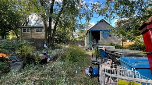 5225 Emerald Ave, Chicago, IL 60609-6112