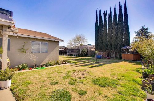 654 Birchwood Way, Turlock CA 95380-5952 exterior