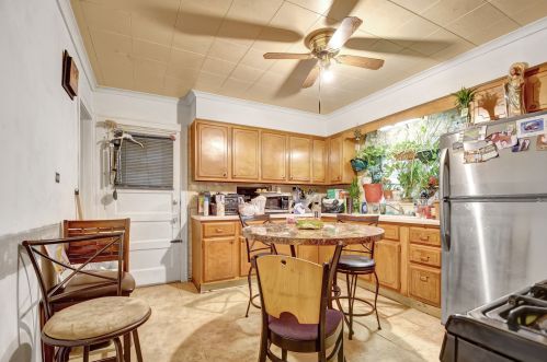 6037 Kenneth Ave, Chicago IL 60652-1108 exterior