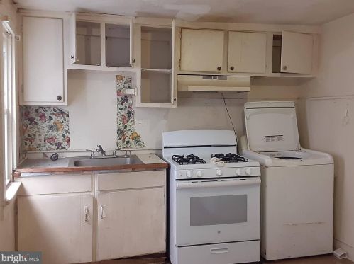 532 Manor St, Lancaster, PA 17603-5216