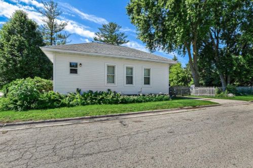 248 Marquette St, Madison WI  53704-5150 exterior