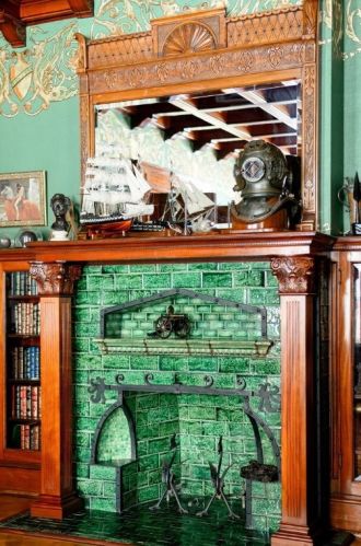 5501 Elgin St, Pittsburgh PA 15206-1432 exterior