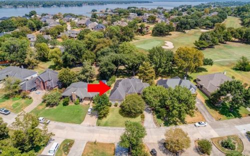 141 April Waters Dr, Montgomery TX 77356-8831 exterior