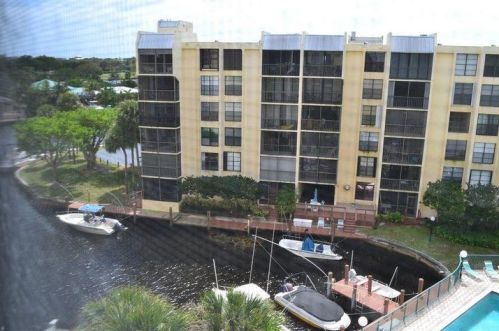 20 Royal Palm Way, Boca Raton FL  33432-7878 exterior