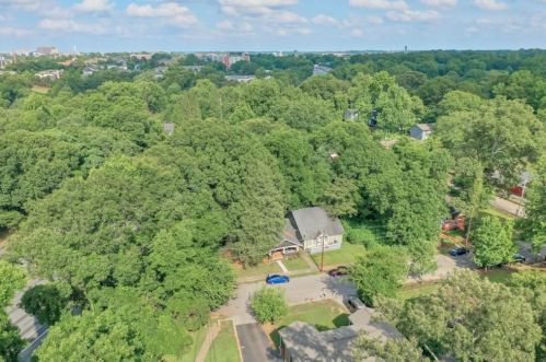 390 Holderness St, Atlanta GA 30310-1706 exterior