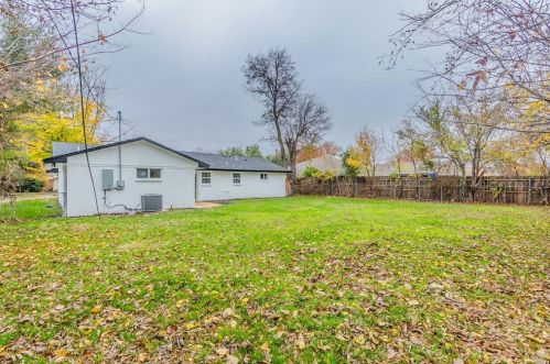 8703 Frst Grn Dr, Dallas TX 75243-4101 exterior