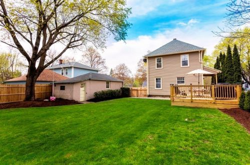 11 Edlin St, Worcester MA 01603-1945 exterior