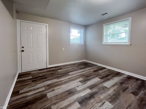 3949 Adamsville Dr, Atlanta GA  30331-3823 exterior