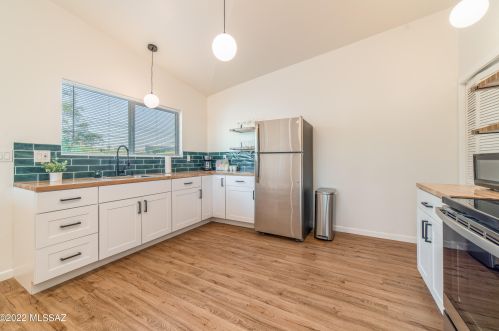 3201 Cherry Ave, Tucson AZ  85719-2219 exterior