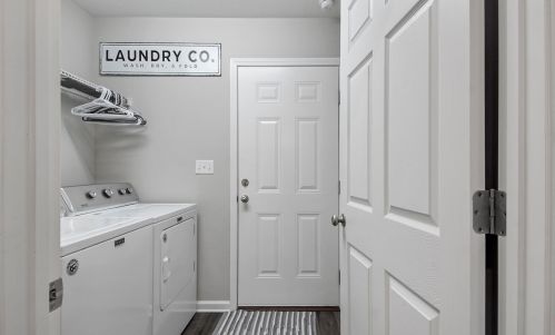 546 Pinewood Dr, Defuniak Springs FL 32433-4531 exterior