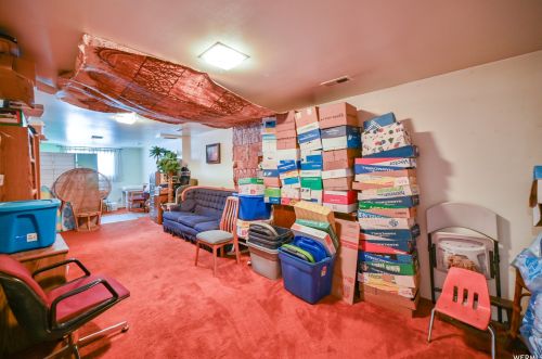 9425 170, Sandy UT 84070-3317 exterior