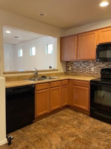 10573 Pleasant Pasture Dr, Tucson AZ  85747-6014 exterior