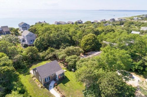 21 Beach Plum Ln, Eastham, MA 02642-2350