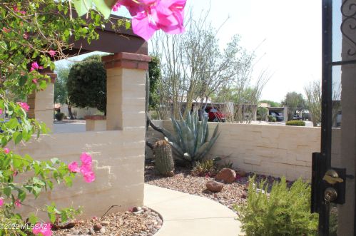 5229 Alta Vista St, Tucson, AZ 85712-2145