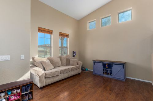 42908 46th Ave, Phoenix AZ  85087-5973 exterior