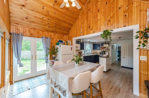 21 Redington Rd, Concord NH  03301-2439 exterior