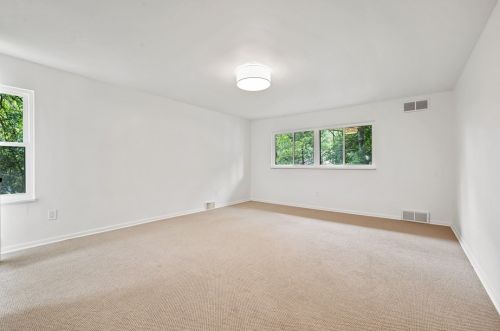 2302 Marbury Rd, Pittsburgh PA  15221-3670 exterior