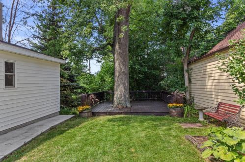 2649 65, Milwaukee WI 53214-1721 exterior