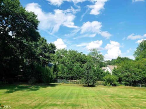 2294 Amber Wood Dr, Lithonia GA 30078-2601 exterior