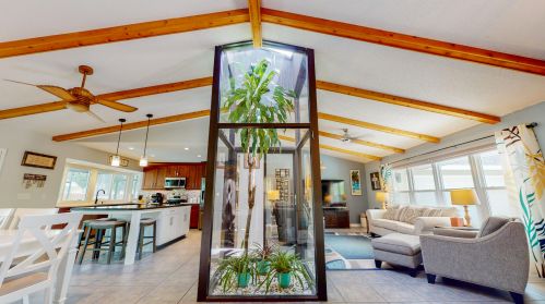 2471 Shell Ave, Fort Pierce FL  34952-6857 exterior