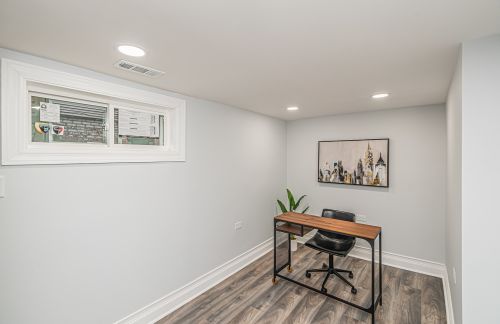 2311 Foster Ave, Chicago IL  60625-1825 exterior