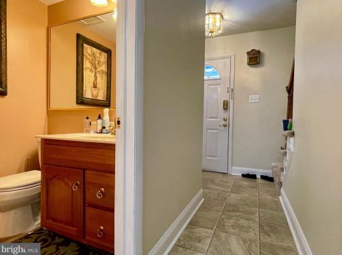 36 Providence Frg Rd, Limerick PA 19468-2930 exterior