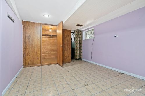 3636 69 St, Chicago IL 60629-4202 exterior