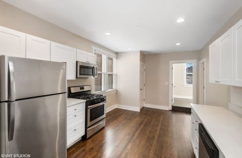 3431 Dickens Ave, Chicago IL 60639-3311 exterior